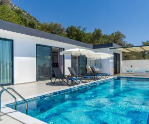 Villa Karbelen | Kalkan Deniz Manzaralı Kiralık Villa 4 Kişilik