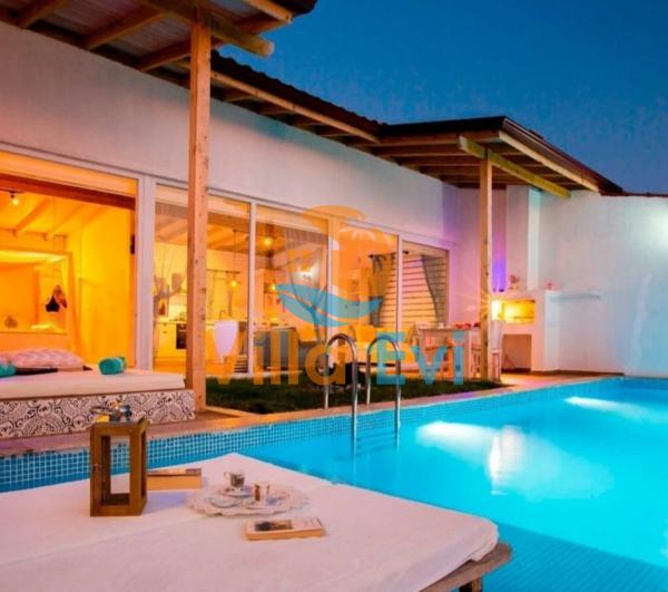 Villa Viyola | Akbel Kalkan Havuzlu Balayı Villası