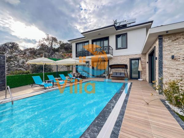 Villa Sweet Moon | Fethiye’de Deniz Manzaralı Lüks Kiralık Villa